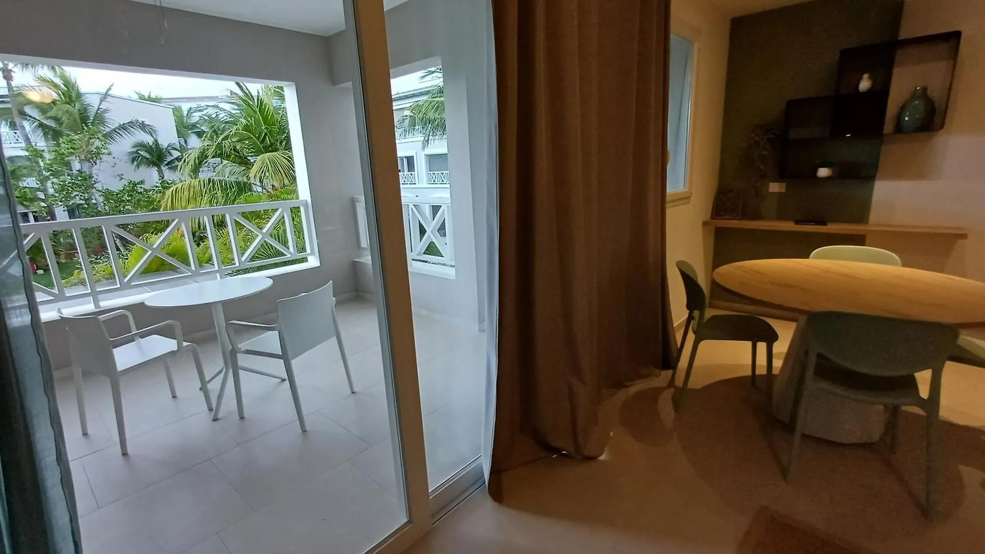 בייהיבה Tracadero Beach Club & Holidays Rentals