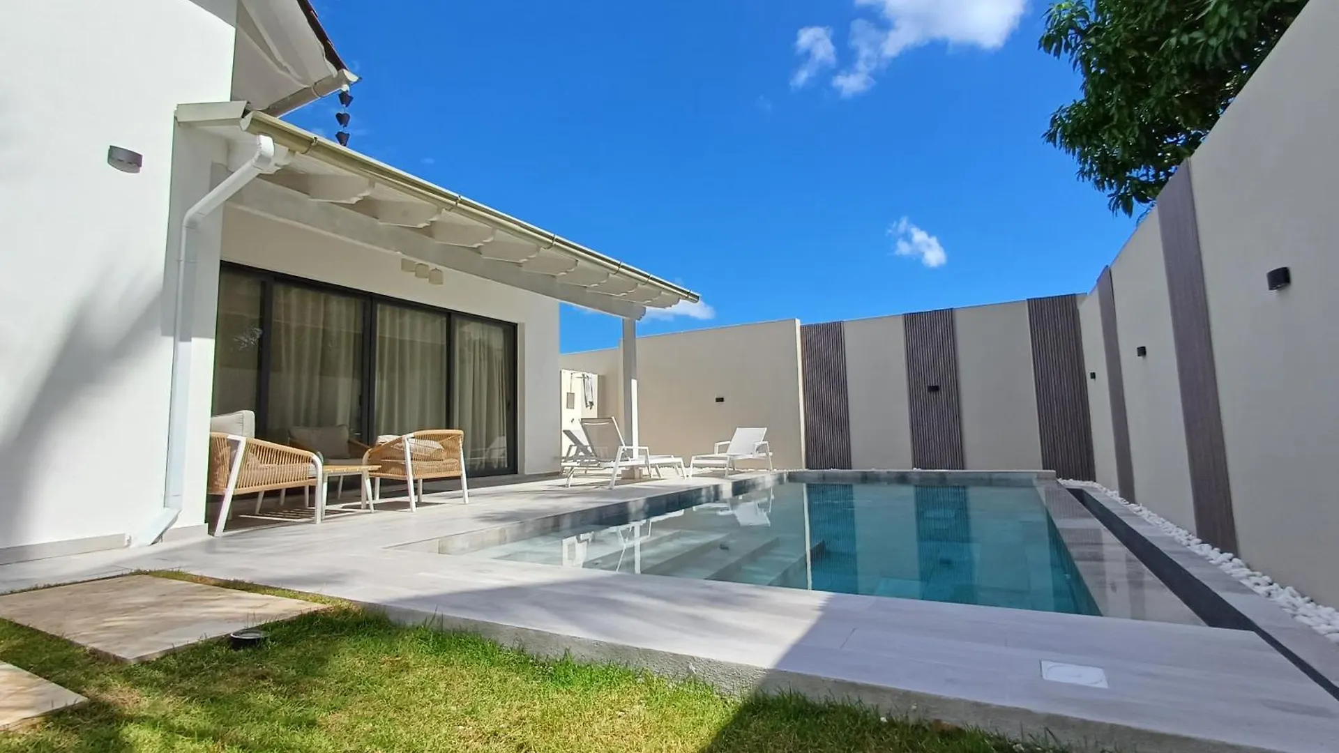 בייהיבה Tracadero Beach Club & Holidays Rentals 5*,
