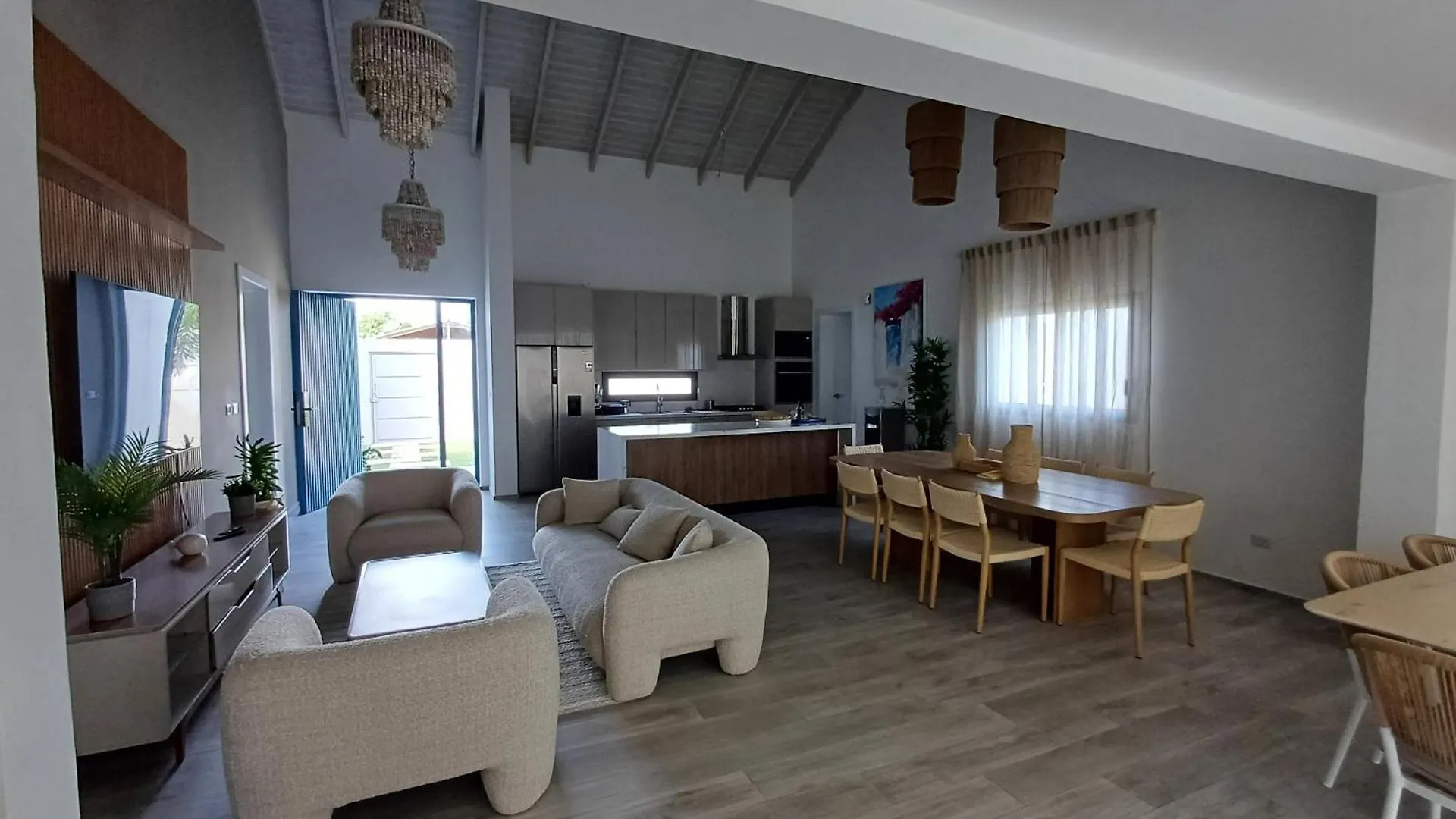 בייהיבה Tracadero Beach Club & Holidays Rentals