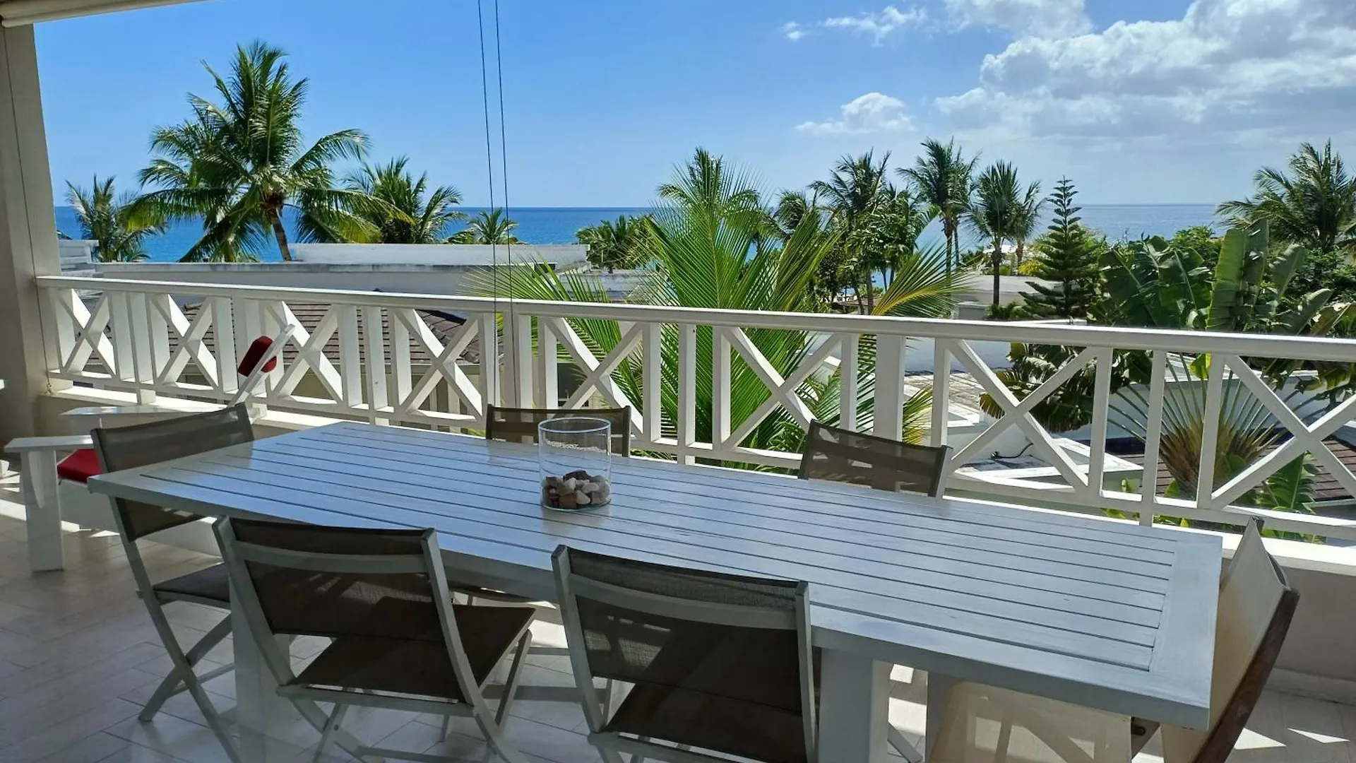 בייהיבה Tracadero Beach Club & Holidays Rentals