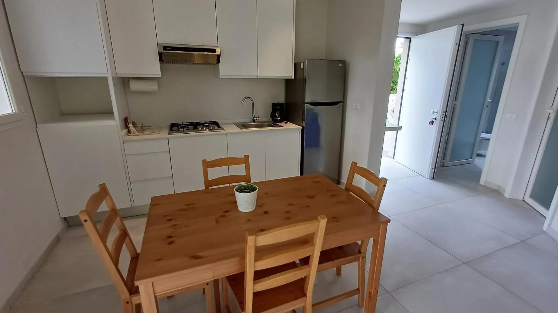 בייהיבה Tracadero Beach Club & Holidays Rentals