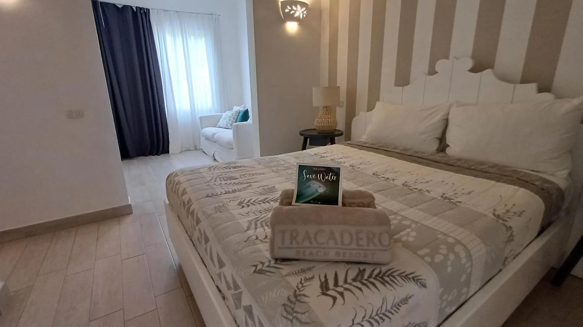 Tracadero Beach Club & Holidays Rentals Bayahibe Dominikana